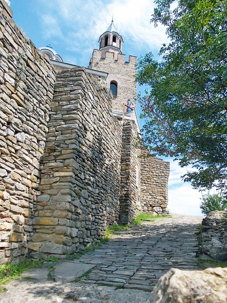 Veliko Tarnovo, o destinatie aproape de casa