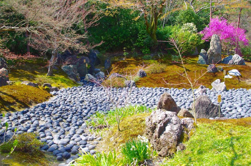 Kare-sansui, minunatele grădini japoneze din pietre naturale